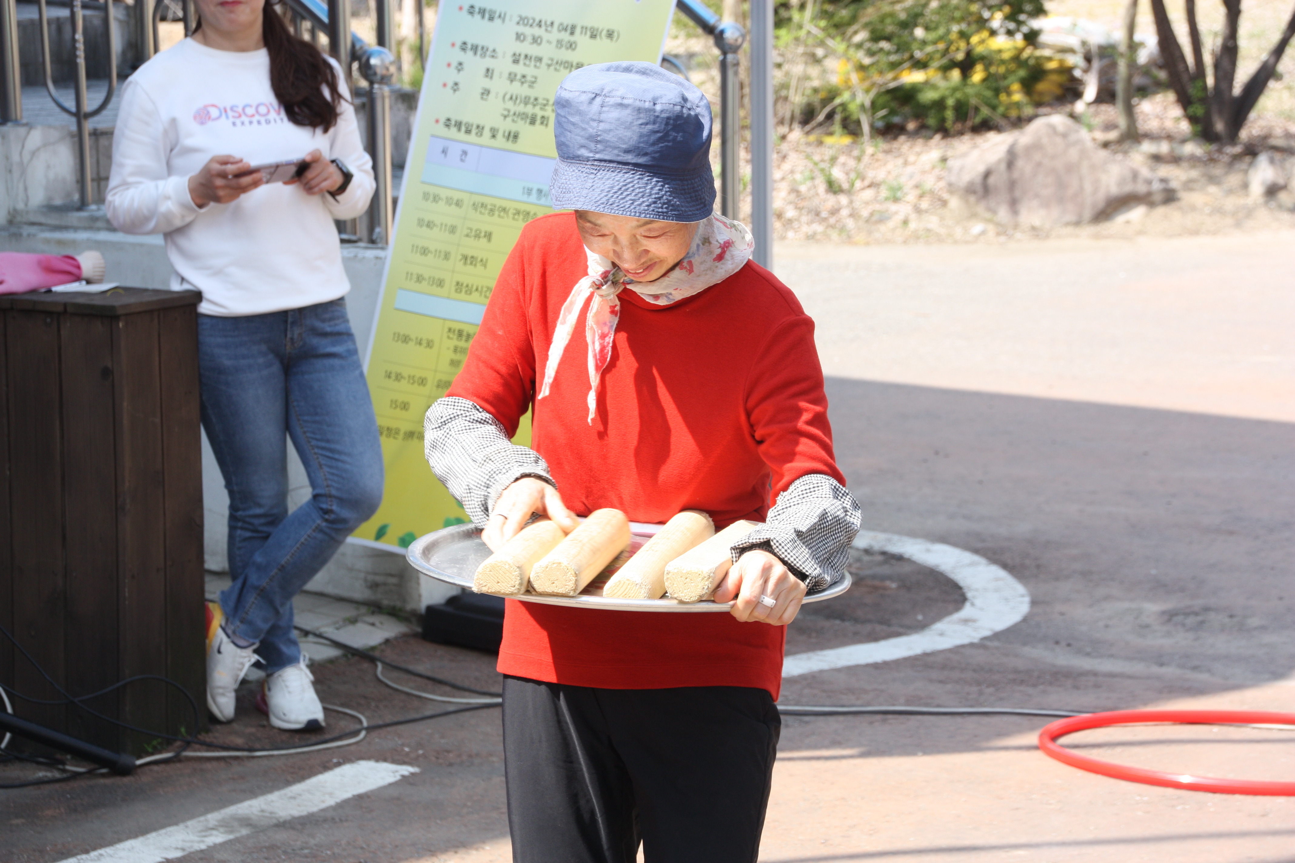 d6572630fa518.jpg