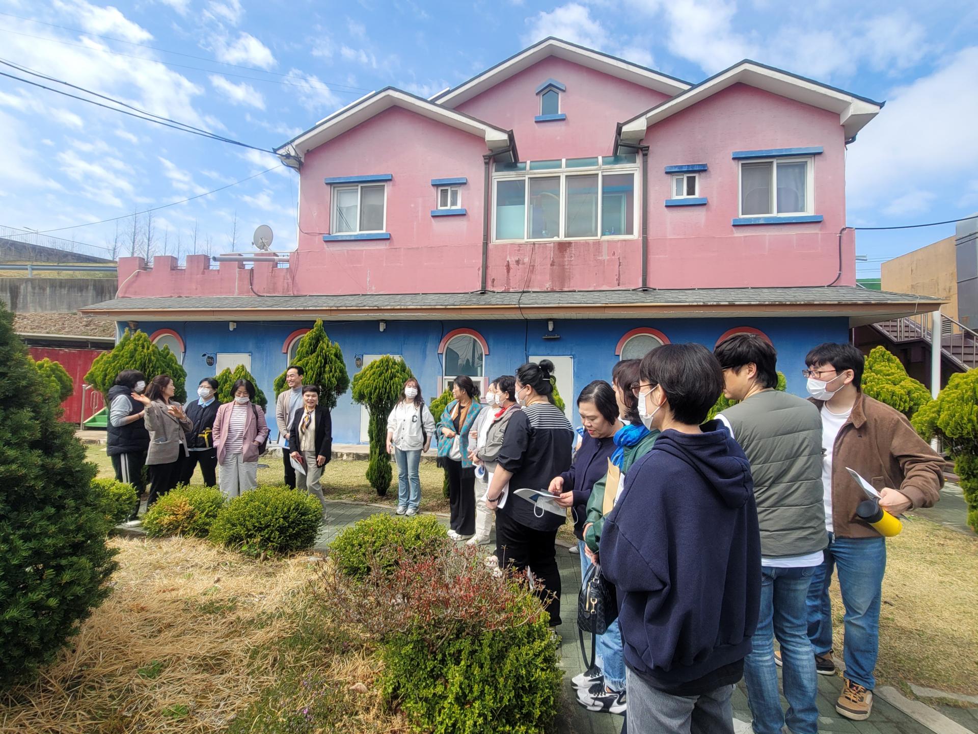 fe70908e2d16a.jpg
