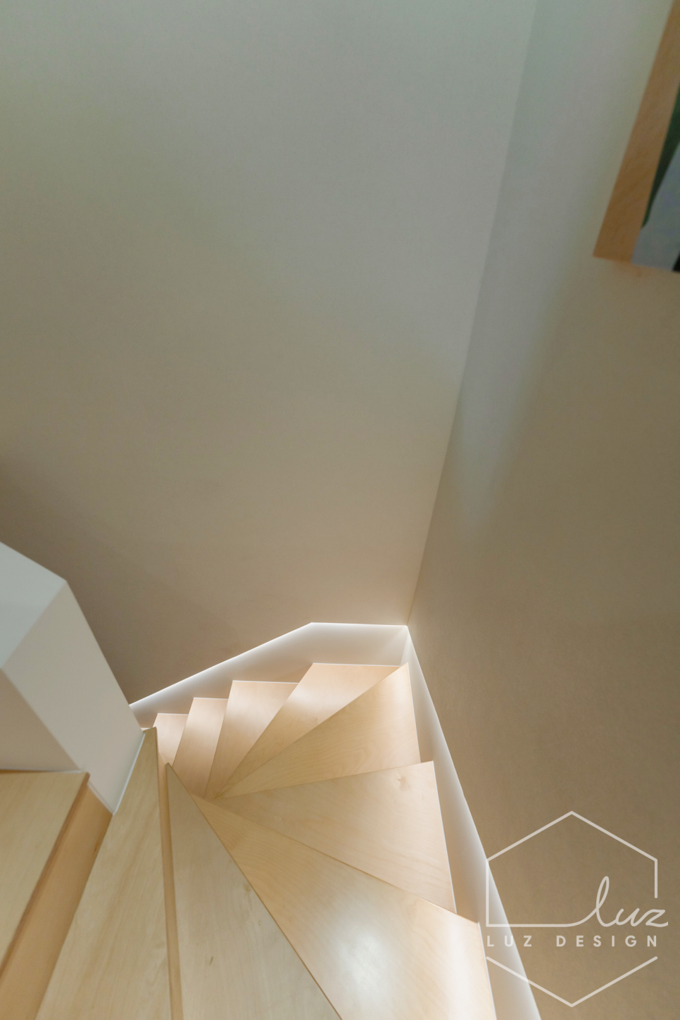 4f2194eca1749.png