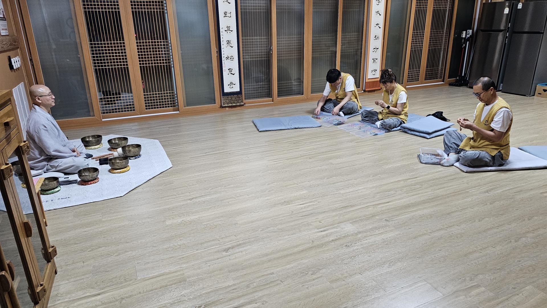 18a975a92de67.jpg