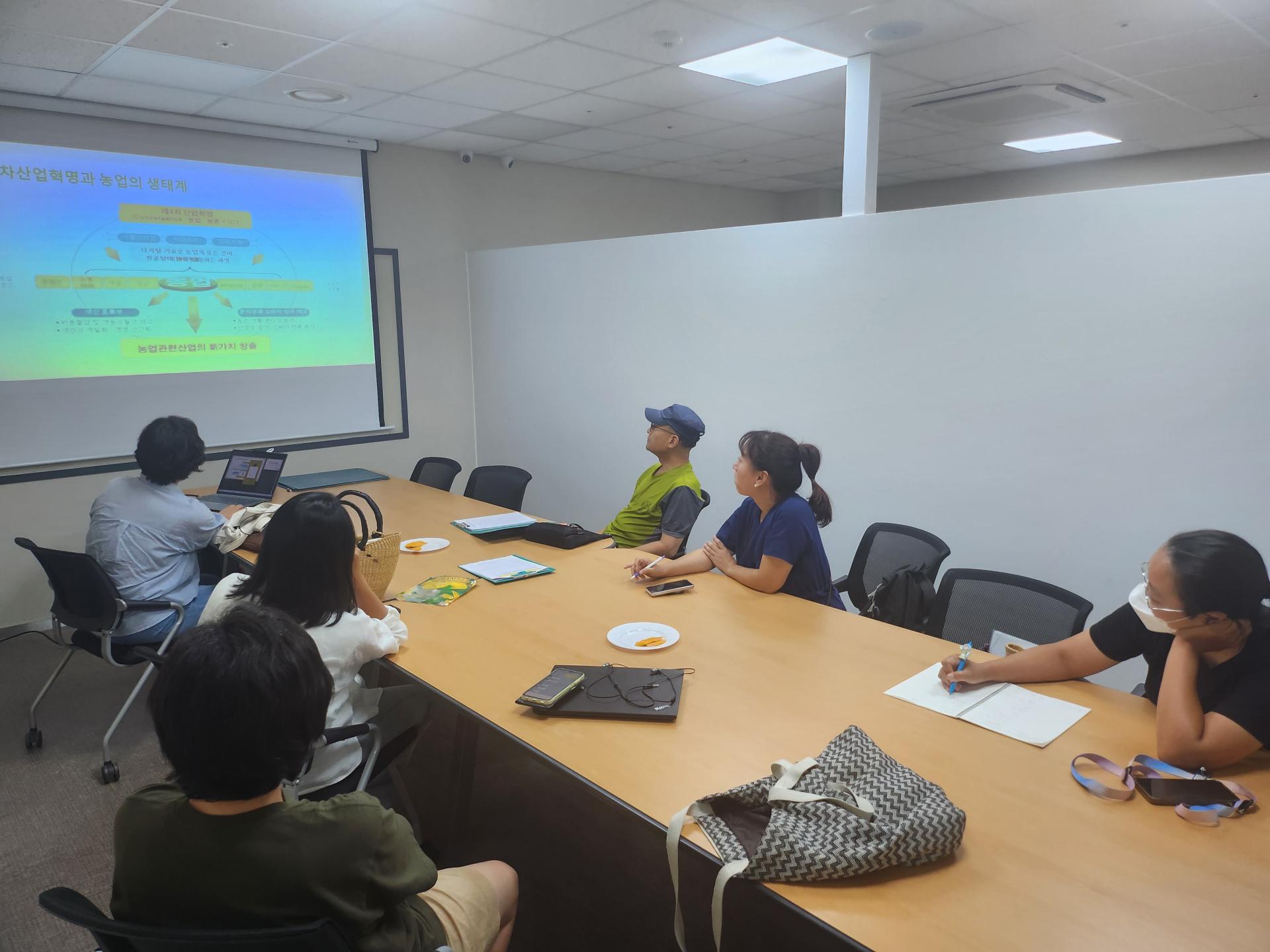 9ac7975ba01cb.jpg