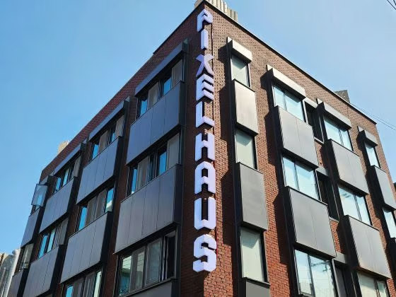 노후 건물 재활용 픽셀하우스 '공간 혁신'…"공유숙박 넘어 도시재생" - 머니투데이