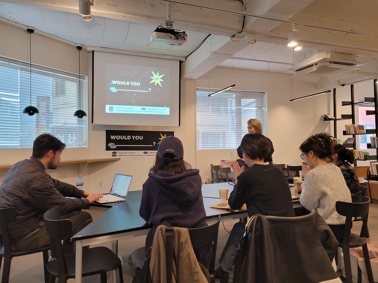 2024년 11월 20일, <Would you...?>라는 이름으로 모인 로컬라이즈 군산 프로젝트가 육성한 창업팀들