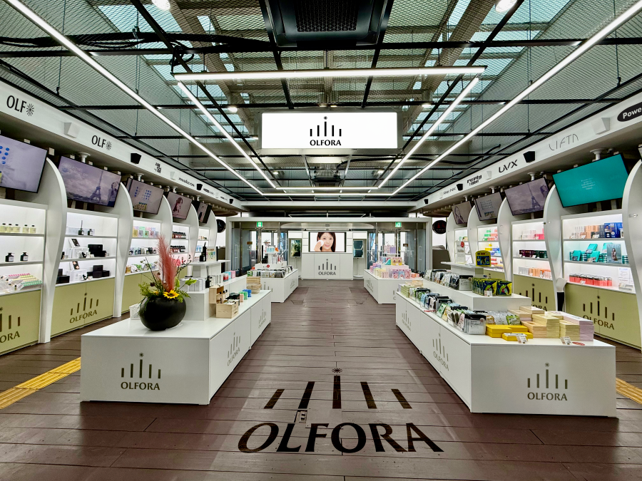 고속도로 휴게소 최초의 뷰티 종합 매장인 올포라(OLFORA) [사진제공=㈜파워풀엑스]<br>