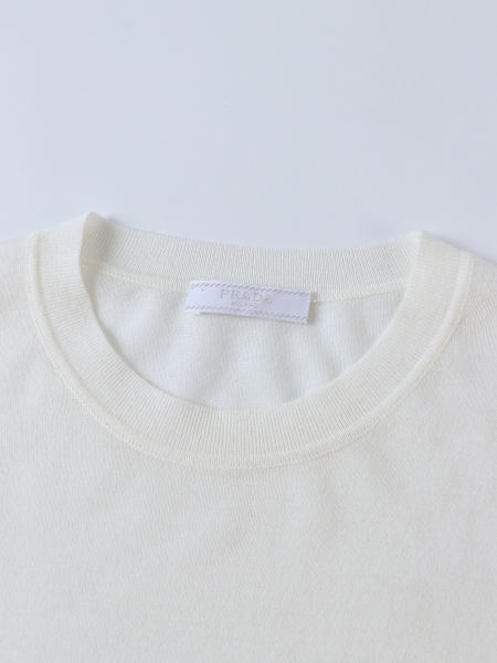 프라다 클래식 로고 자수 울 반팔티(2color)