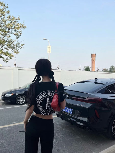 크롬하츠 데들리 돌 콜라보 반팔티