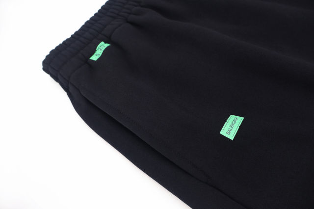 발렌시아가 520 라벨 쇼츠