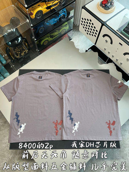 루이비통 아티 모티브 그래픽 티셔츠
