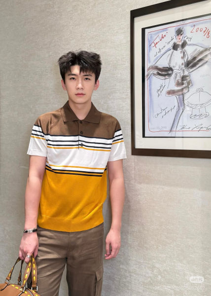 펜디 레트로 컬러 블록 스트라이프 니트 폴로 셔츠