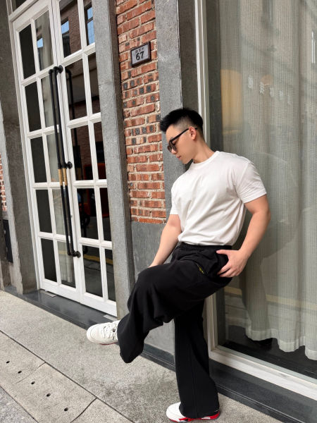 발렌시아가 테이프 그래피티 팬츠