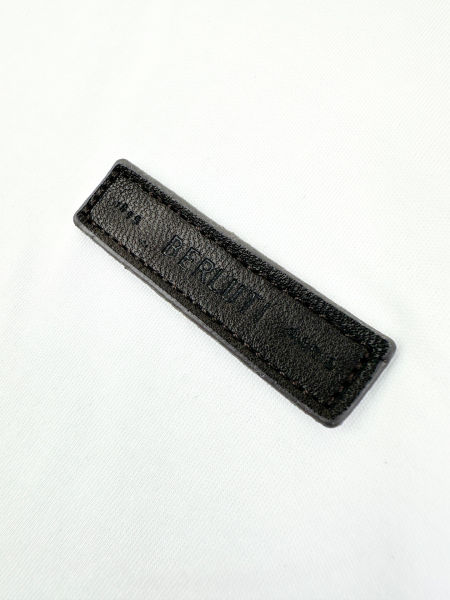 벨루티 가죽 라벨 반팔티(2color)