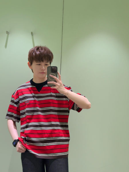 프라다 스트라이프 코튼 크루넥 패치 포켓 반팔티