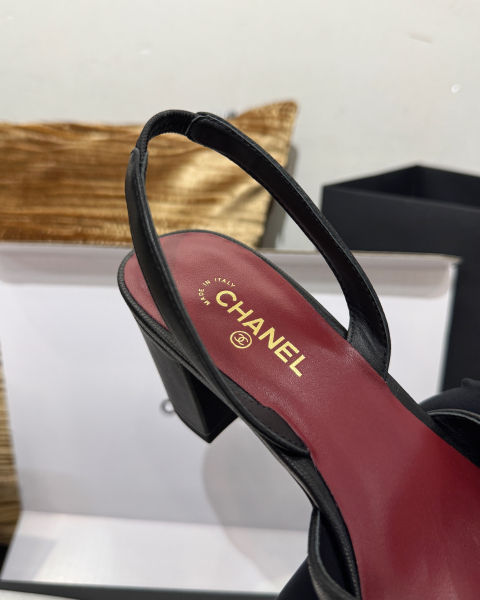 샤넬 스퀘어토 컬러블록 청키힐 샌들 6cm (4color)