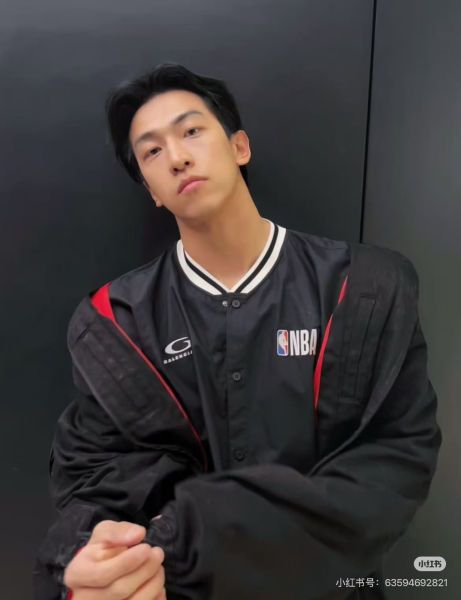 발렌시아가 NBA 콜라보레이션 반팔 셔츠