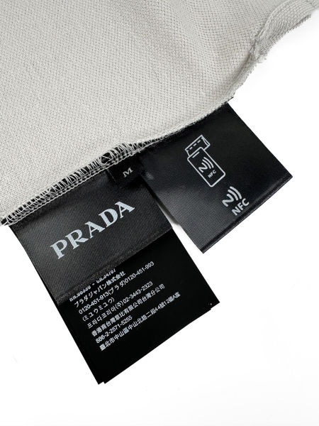 프라다 로고 자수 폴로 셔츠