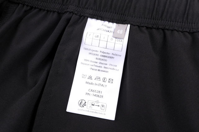 디올 사이드 지퍼 포켓 자수 반바지