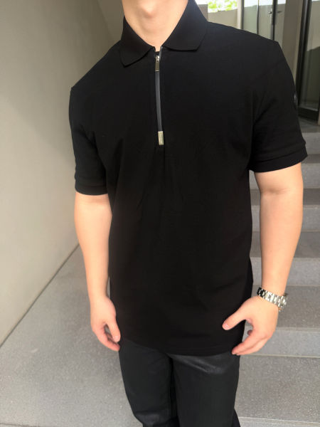 몽x레어 블랙 로고 코튼 피케 하프 지퍼 폴로 셔츠