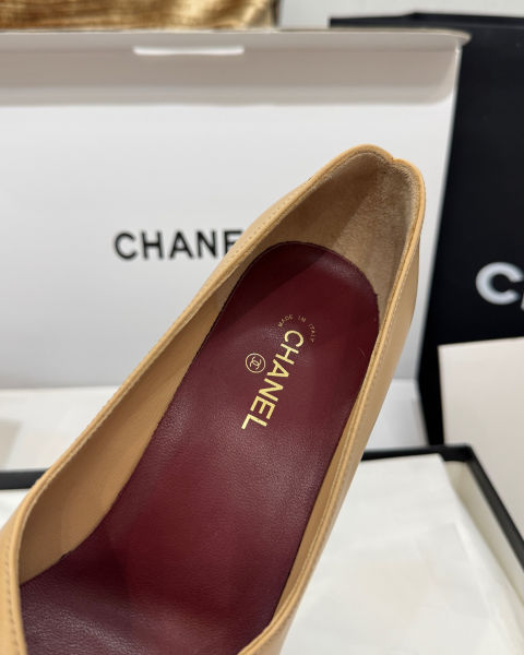 샤넬 스퀘어 토 청키 힐 8.5cm (2color)