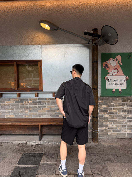 몽x레어 로고 패치 포켓 반팔 셔츠(2color)