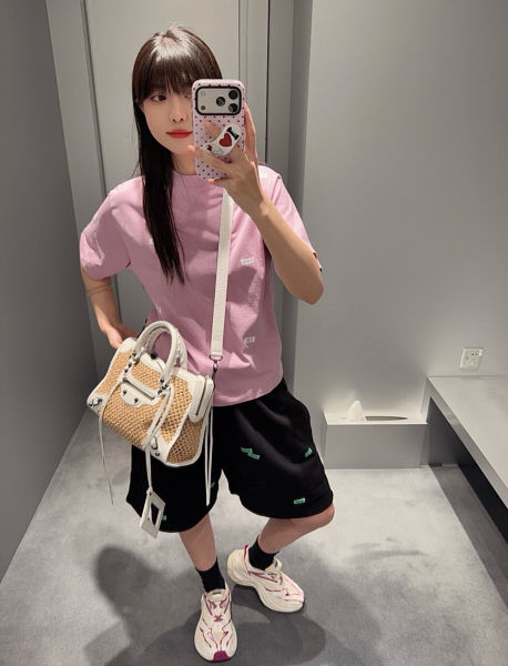 발렌시아가 520 라벨 쇼츠
