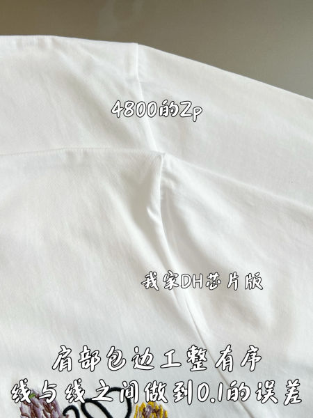 로에베 아나그램 자수 화이트 코튼 티셔츠(2color)