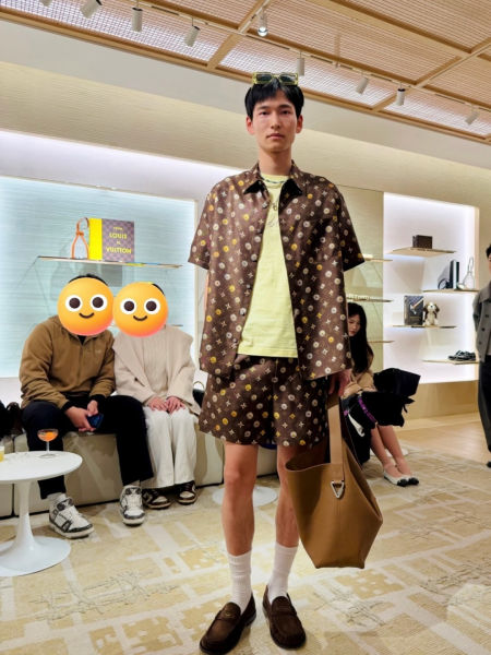 루이비통 프린트 반팔 셔츠