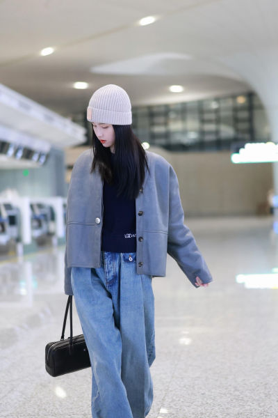로에베 레더 패치 진