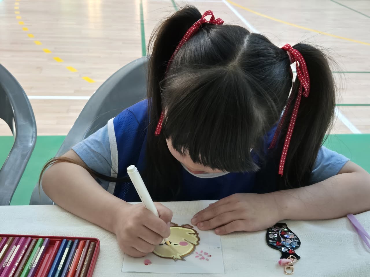 5d11f82eb8992.jpg