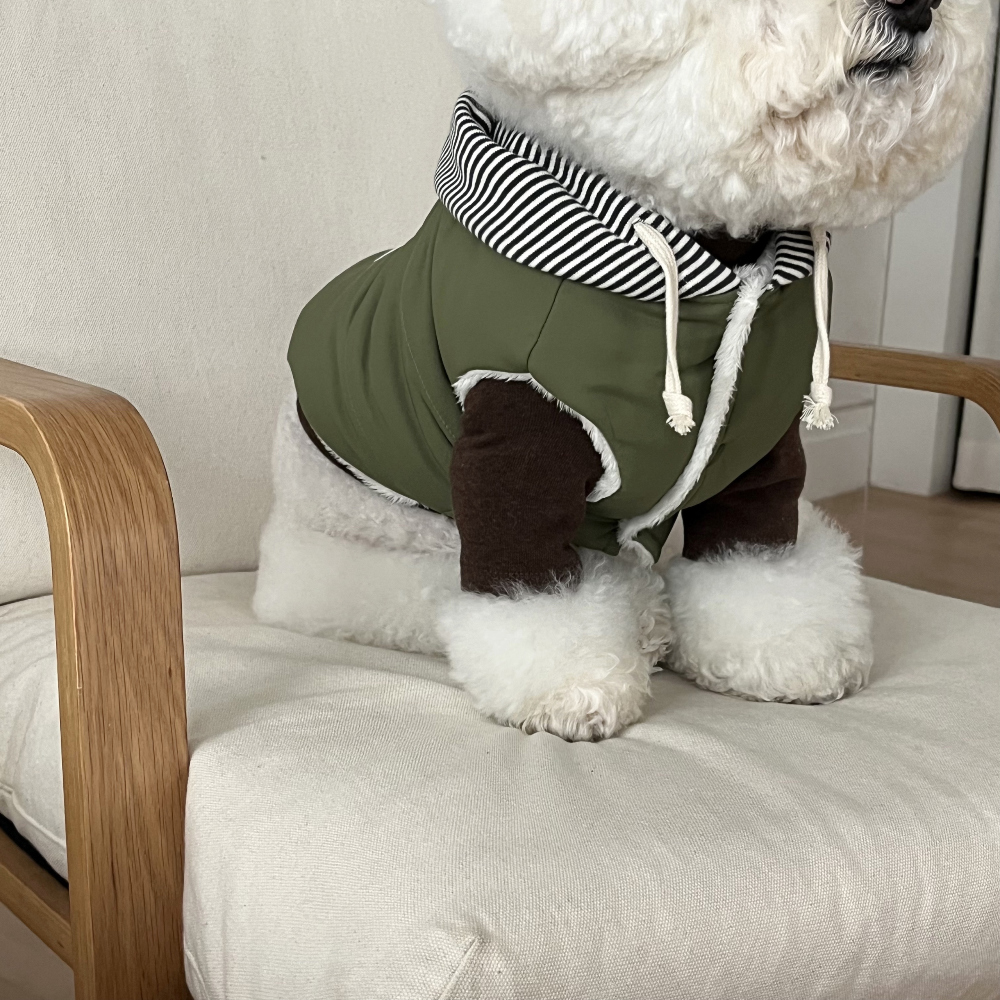 패딩 모델 착용 이미지-S30L45