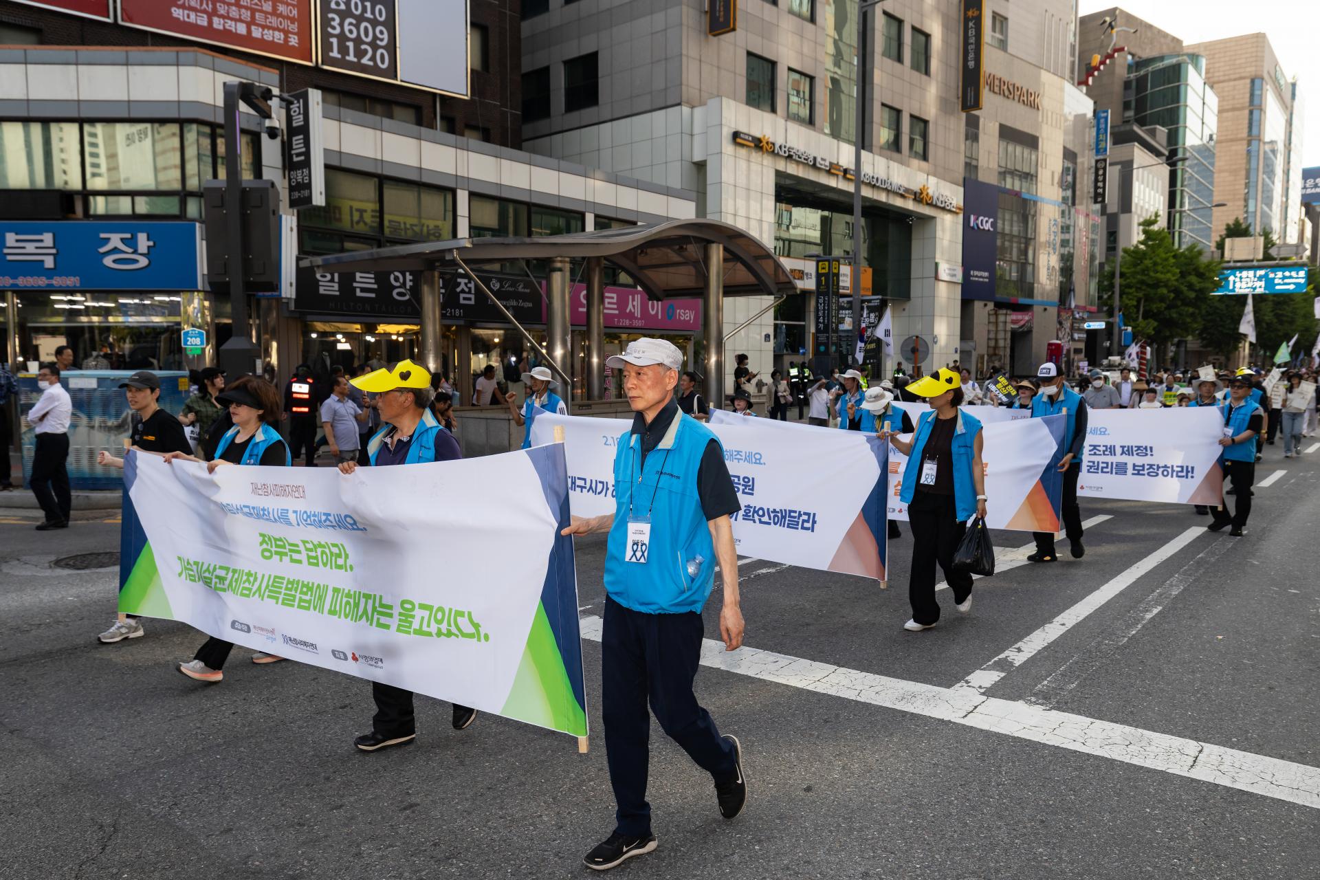1861b8a8154a0.jpg