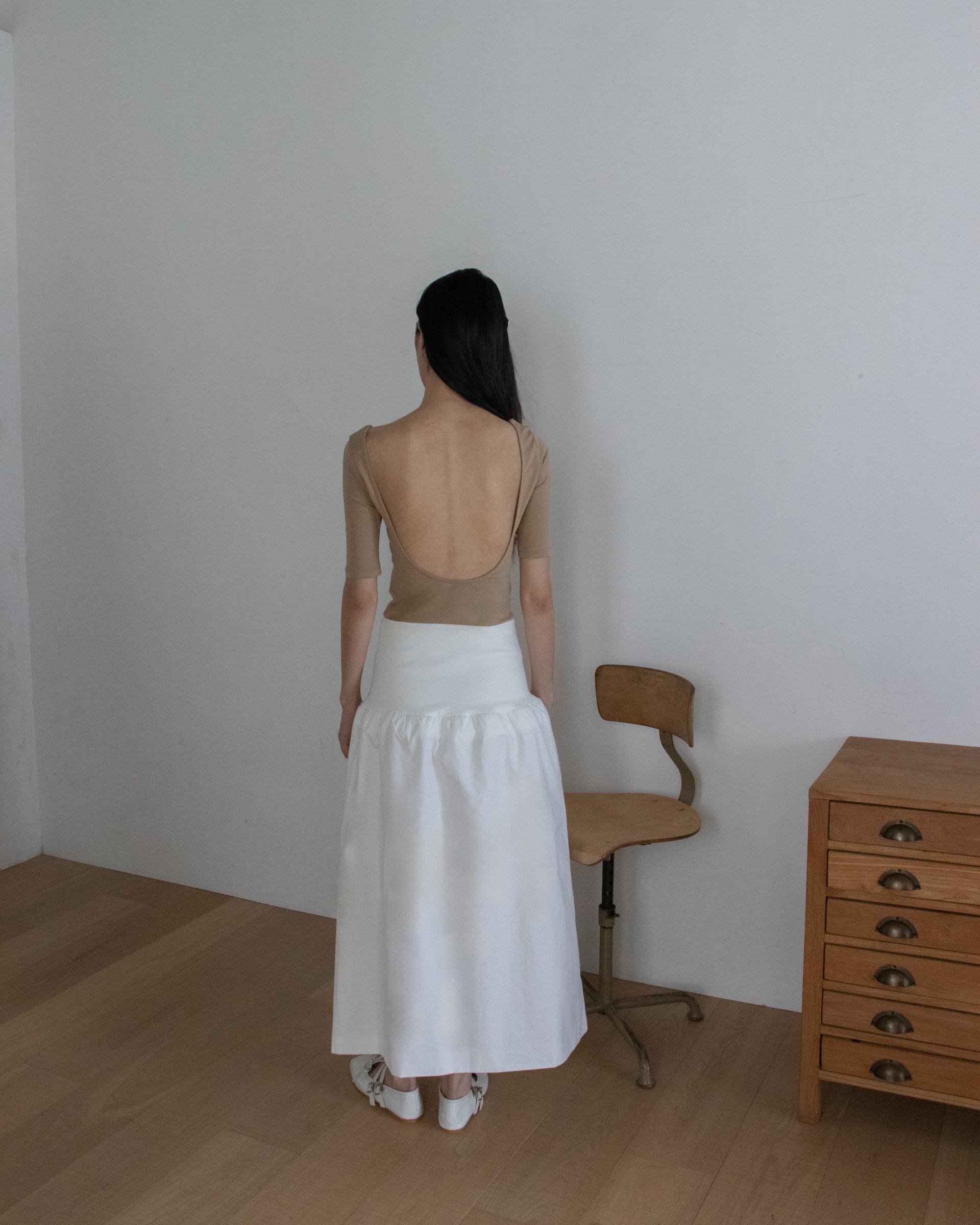 banded volume skirt