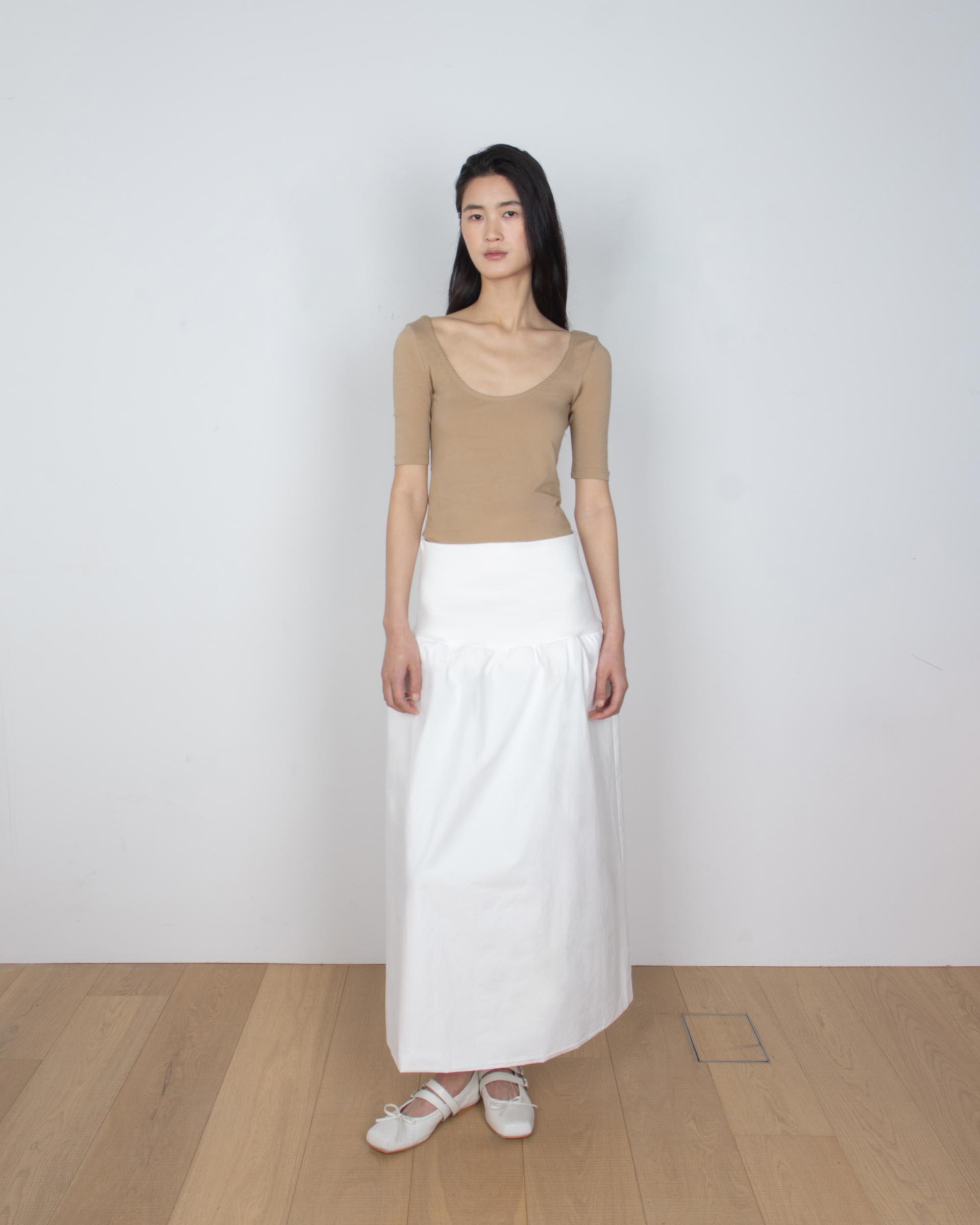 banded volume skirt