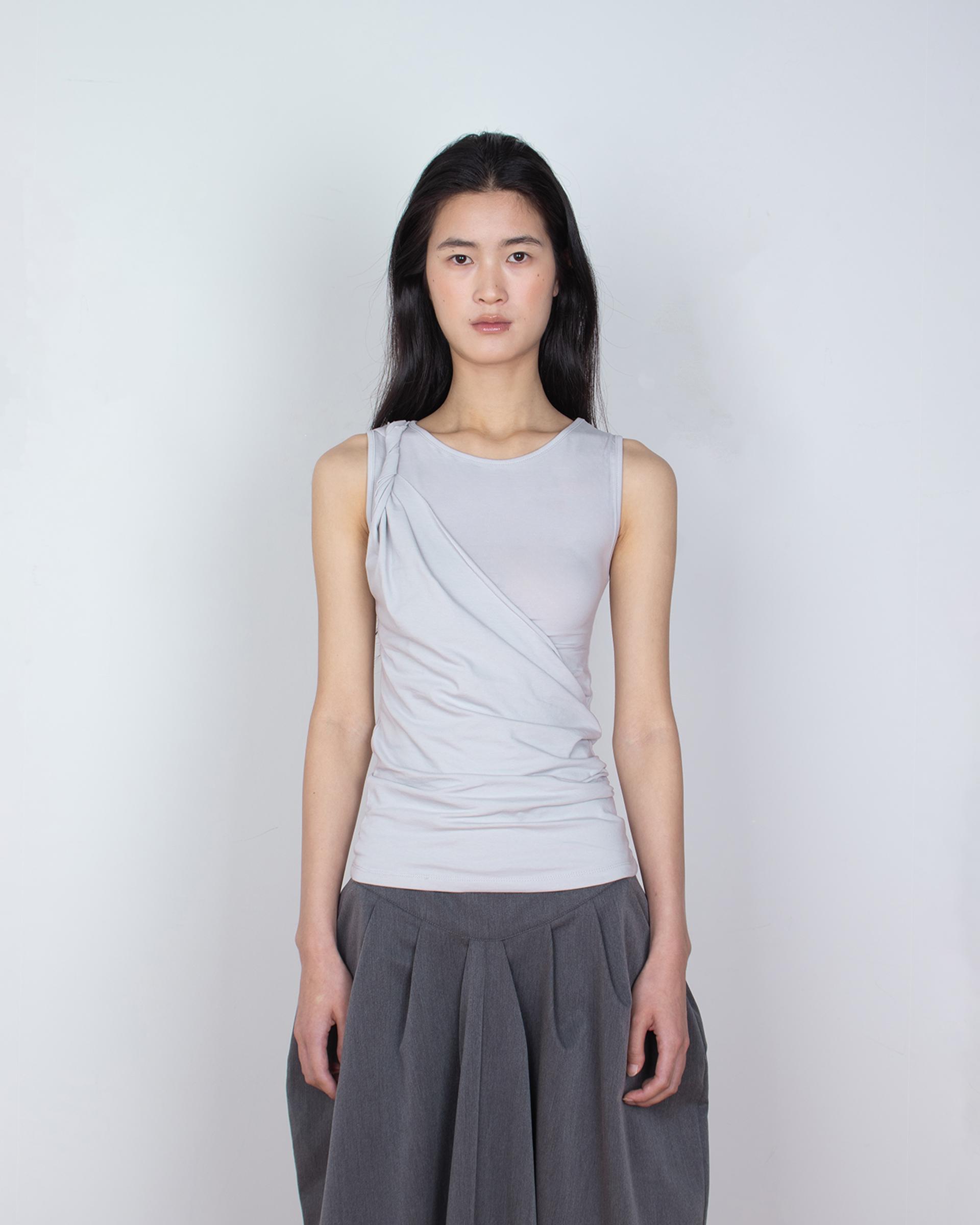draped twist sleeveless t-shirt
