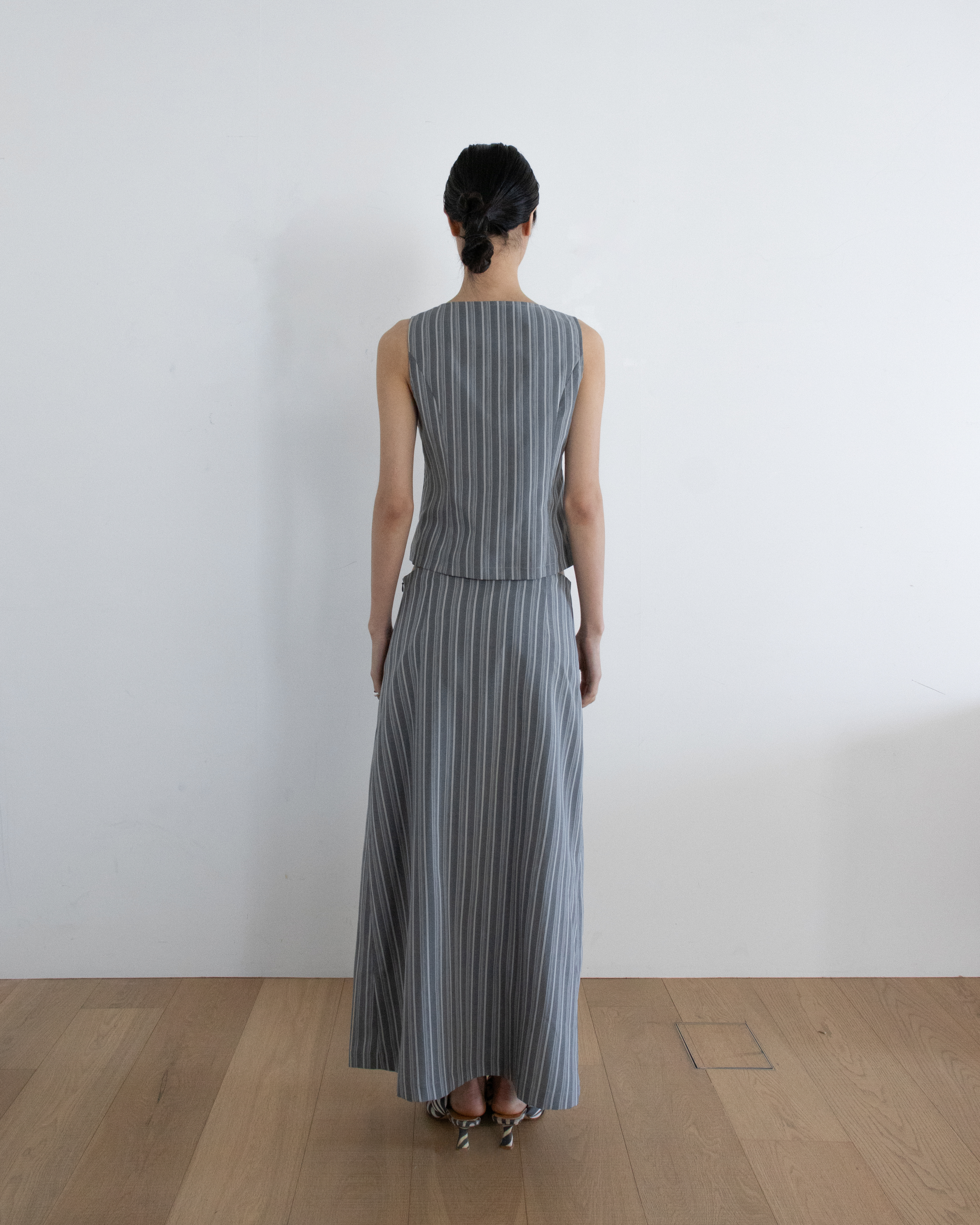 stripe button vest
