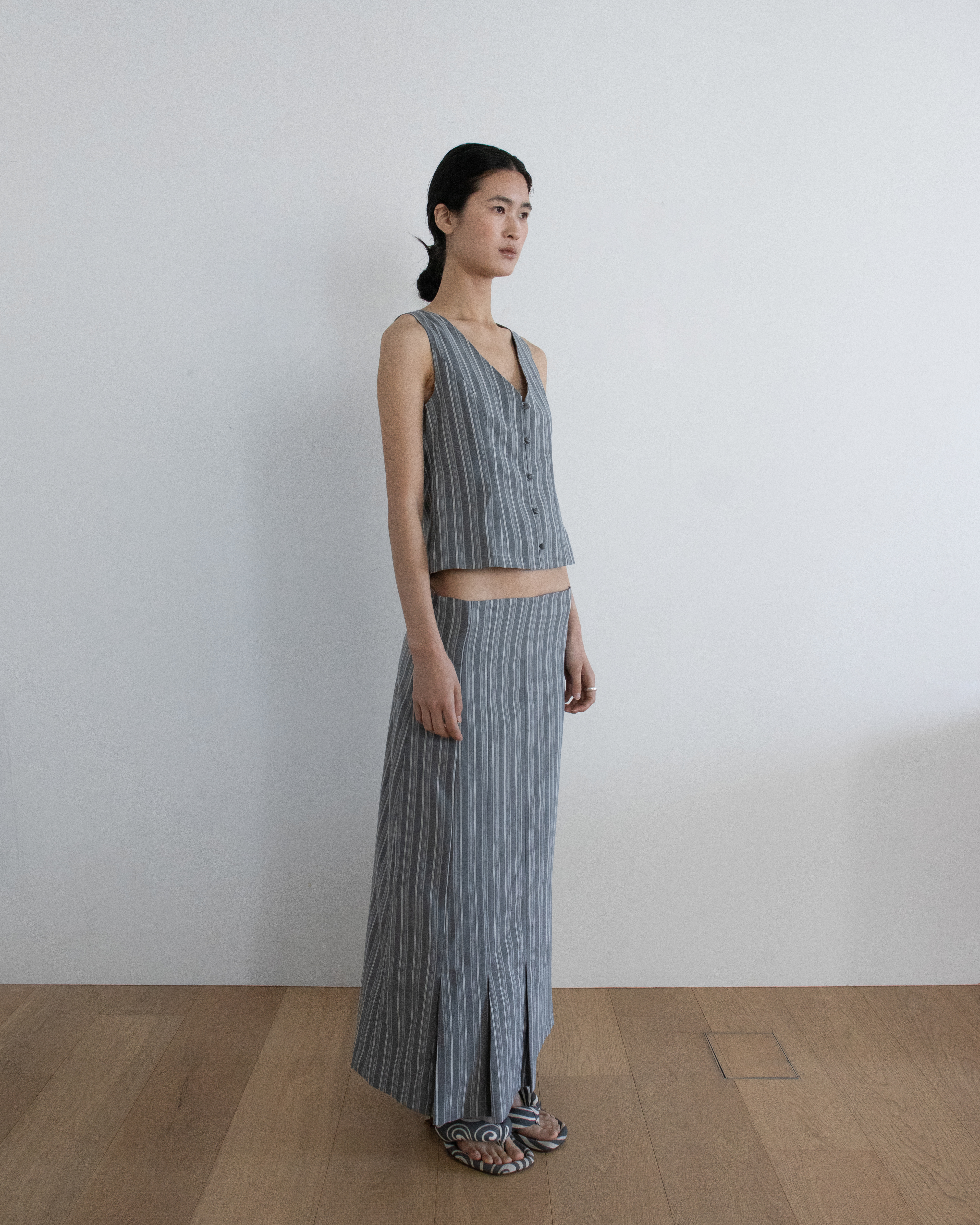 stripe button vest