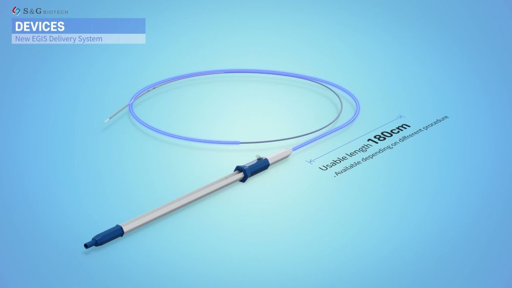 췌담관 스텐트 기기의 전체 형태와 구조를 3D로 표현한 의료 대표 이미지