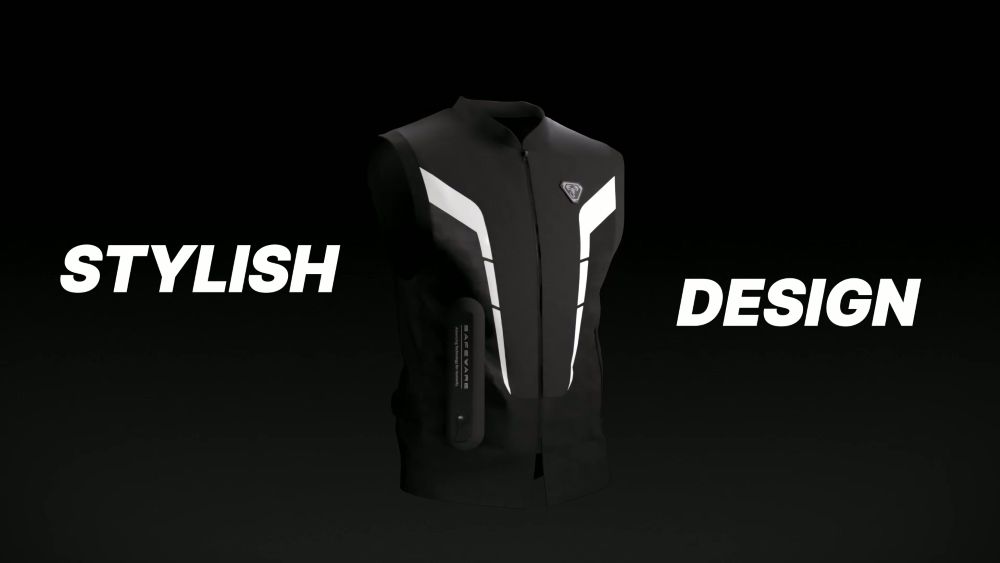 라이딩 중에도 자연스럽게 착용되는 AIRVEST 에어백 베스트의 웨어러블 디자인을 3D로 표현한 장면