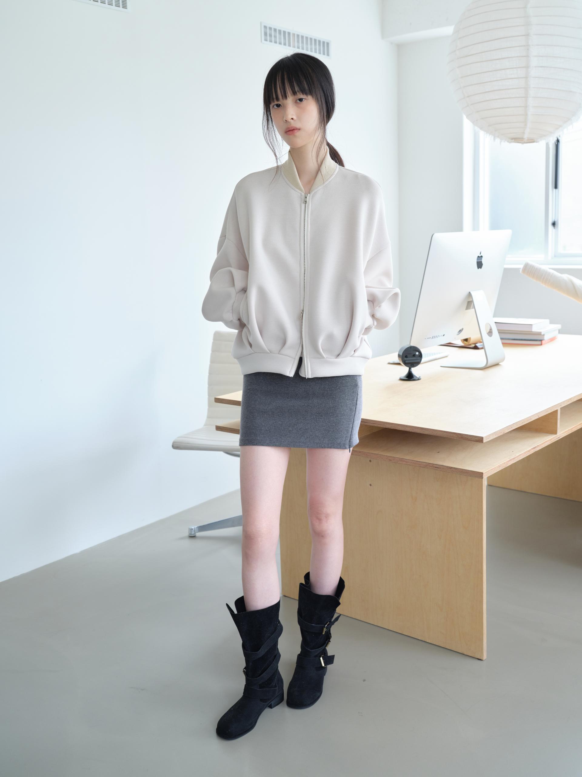 NEOPRENE PINTUCK JACKET_BEIGE