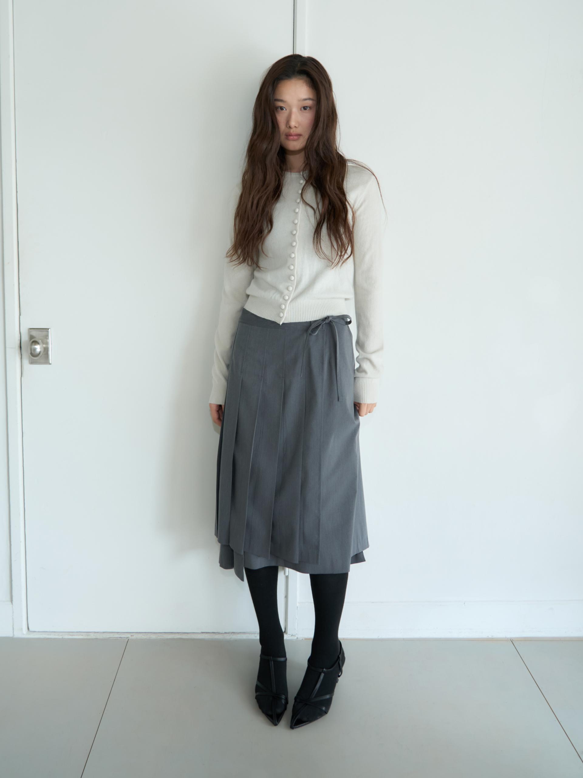 WRAP PLEATED LONG SKIRT_GRAY