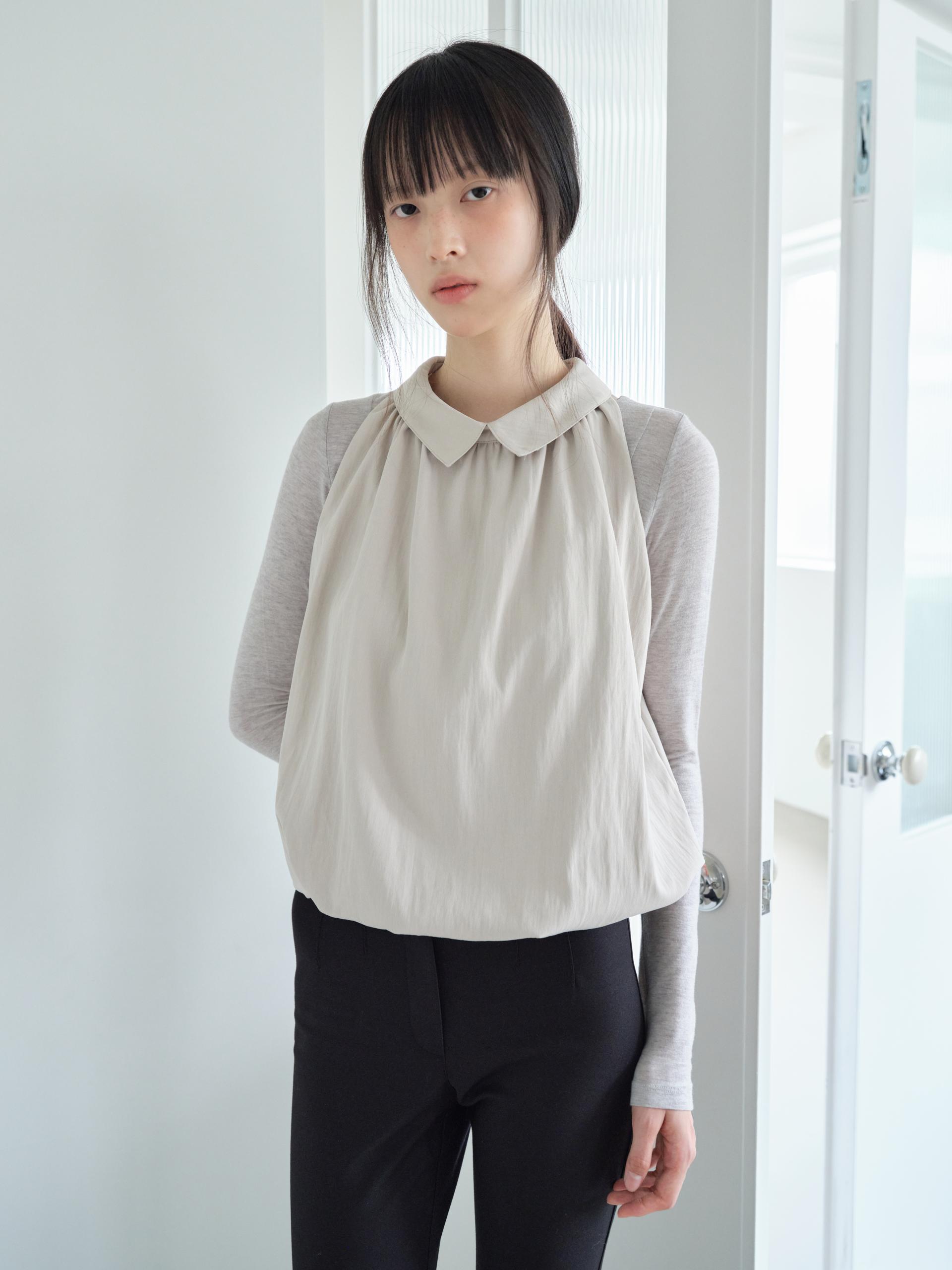COLLARED HALTER TOP_BEIGE
