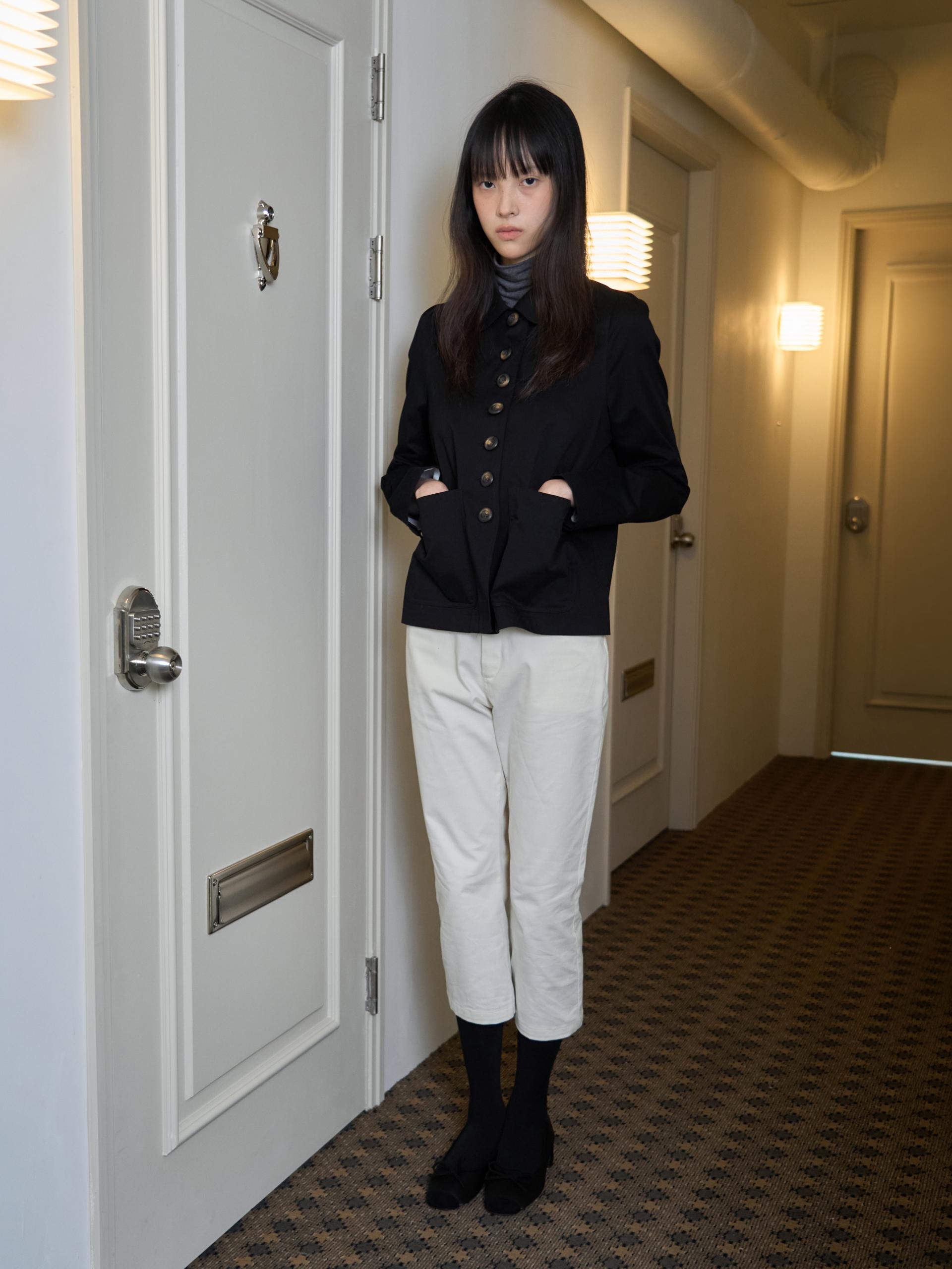 BUTTON DETAIL LOVELY JACKET_BLACK
