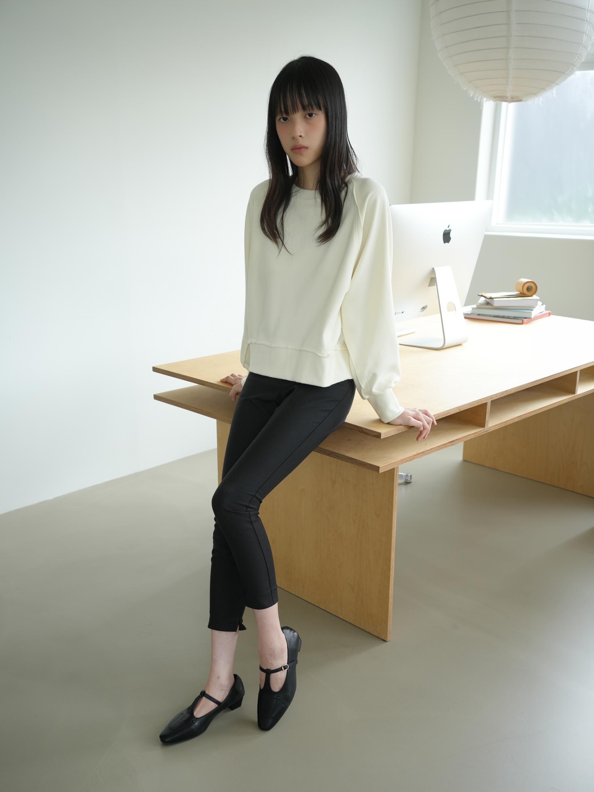 CUT-OFF SWEATSHIRT_BUTTER YELLOW