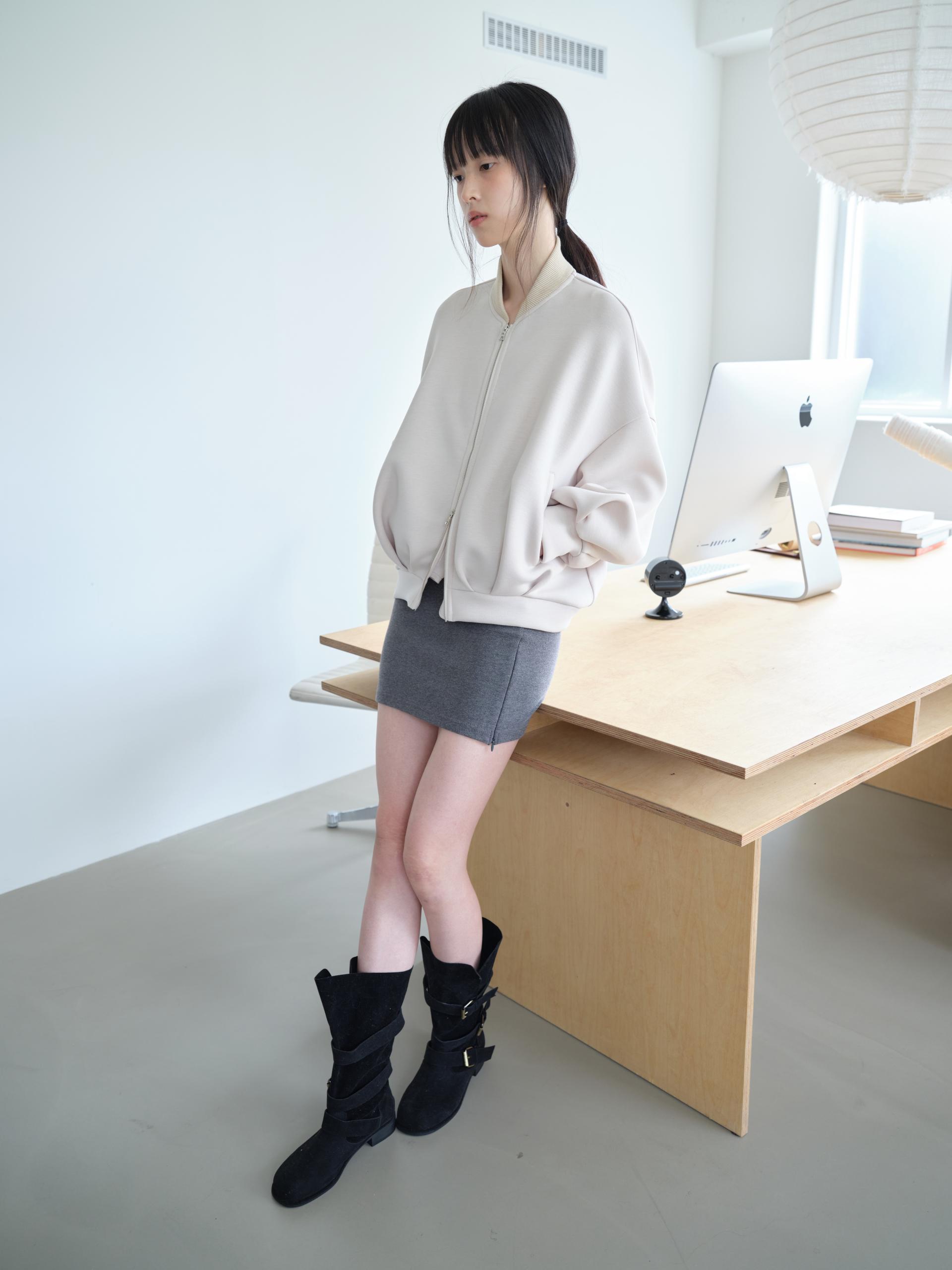 NEOPRENE PINTUCK JACKET_BEIGE