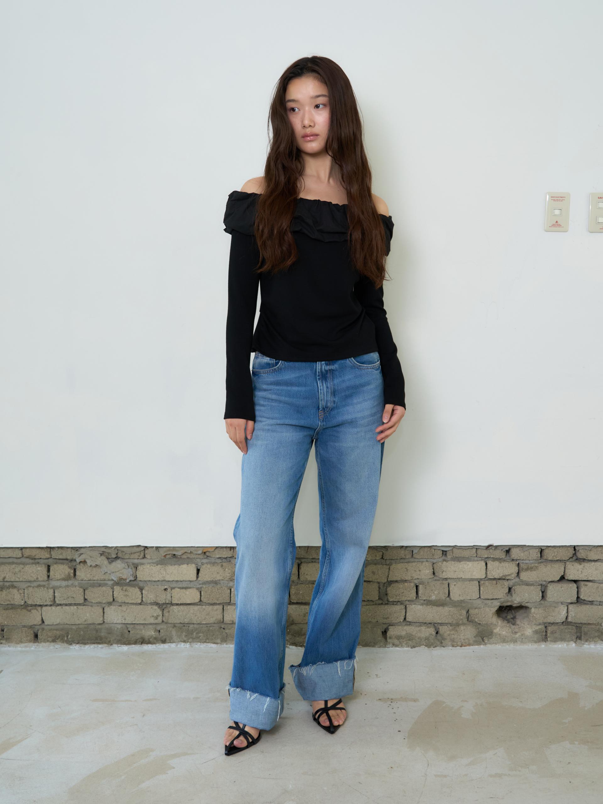 ROMANTIC OFF-SHOULDER SHIRRED TOP_BLACK