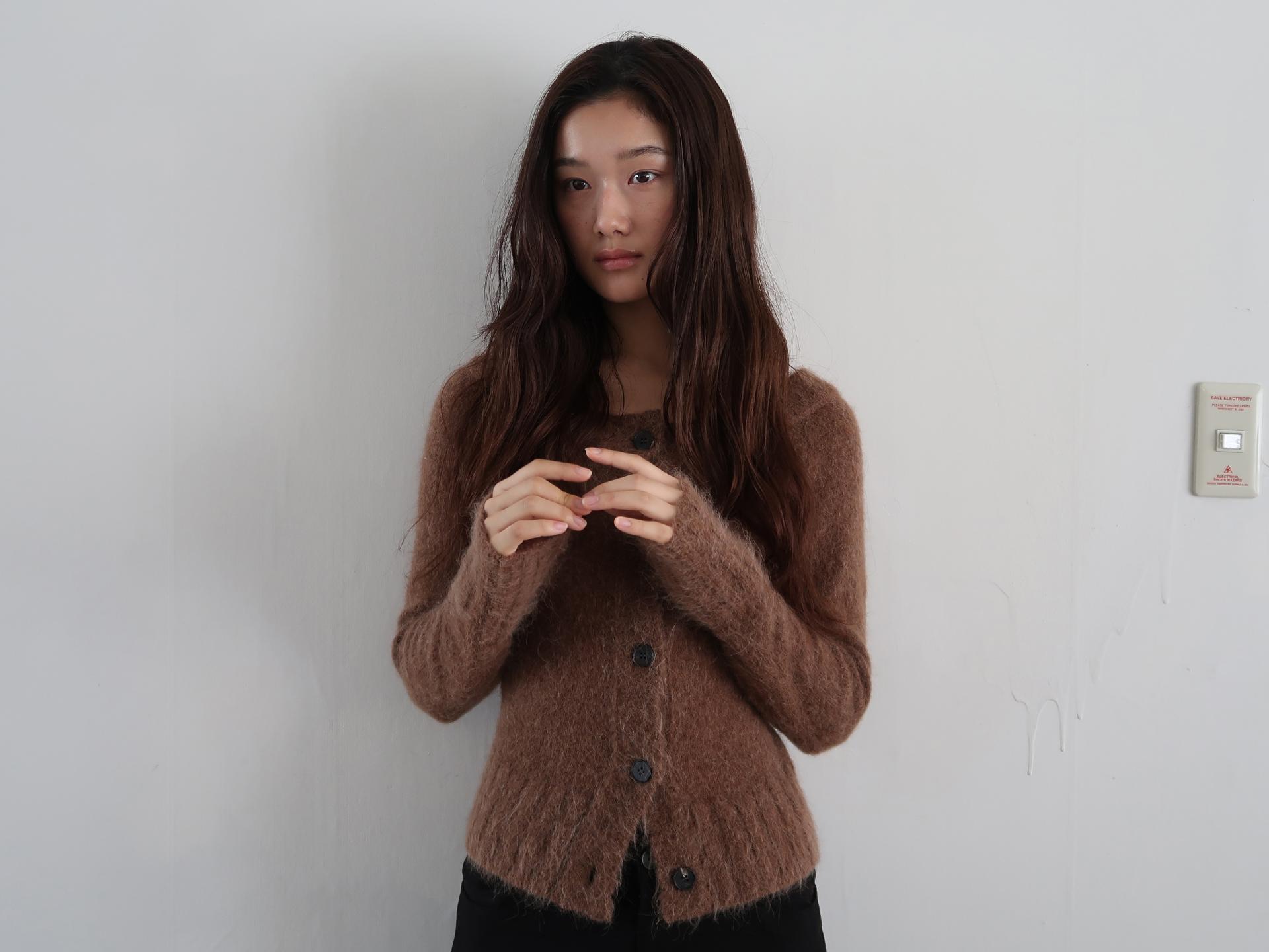 MERINO WOOL ALPACA OFF-SHOULDER CARDIGAN_BROWN