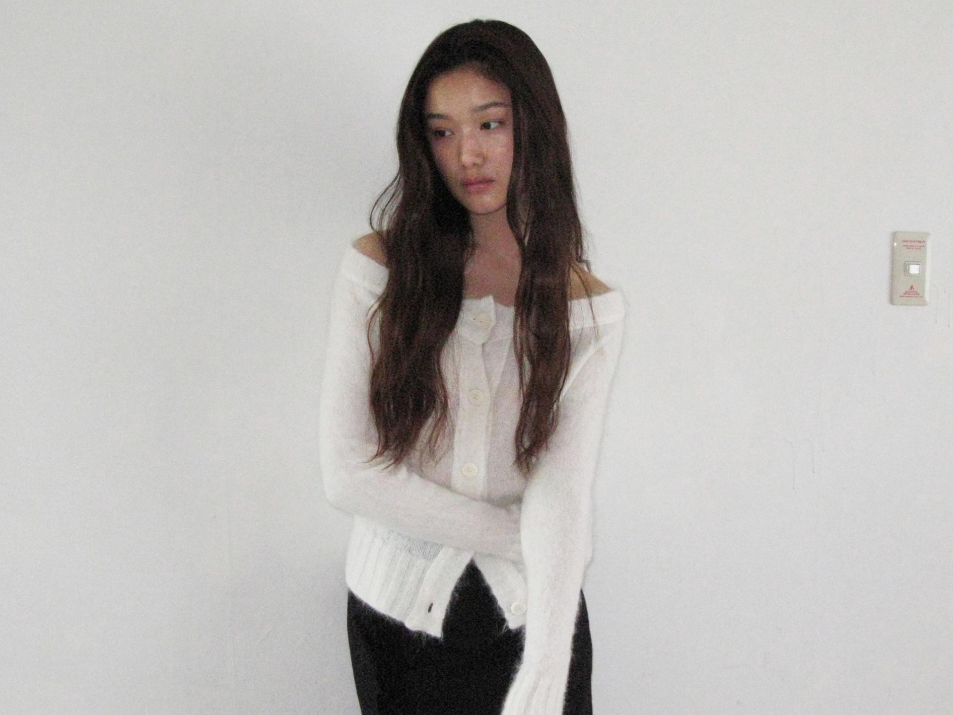 MERINO WOOL ALPACA OFF-SHOULDER CARDIGAN_WHITE