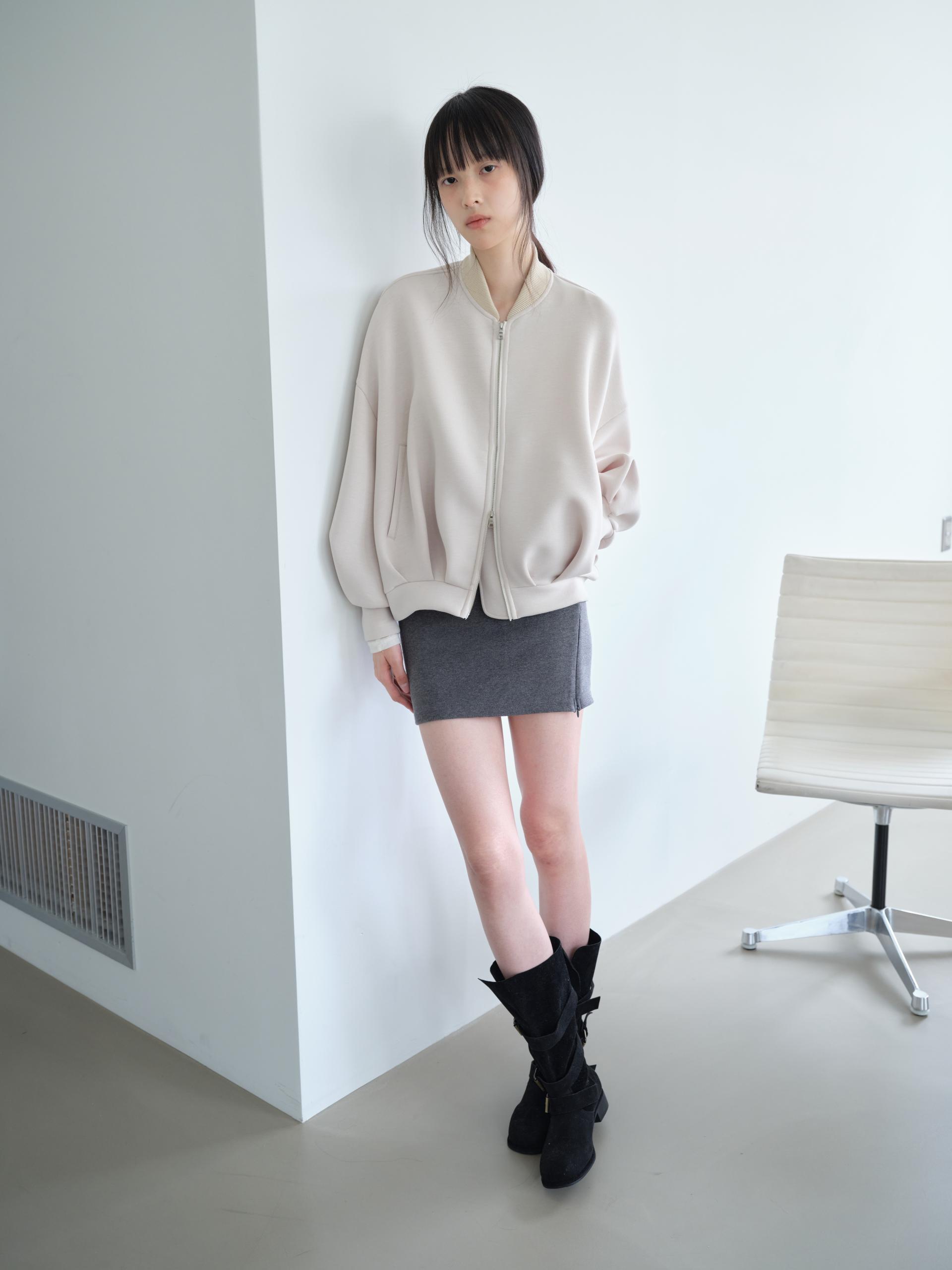 NEOPRENE PINTUCK JACKET_BEIGE