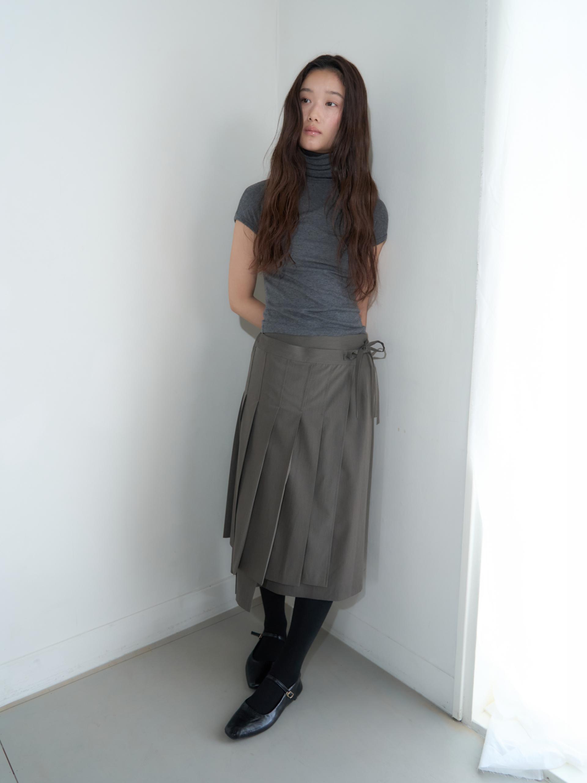 WRAP PLEATED LONG SKIRT_BROWN