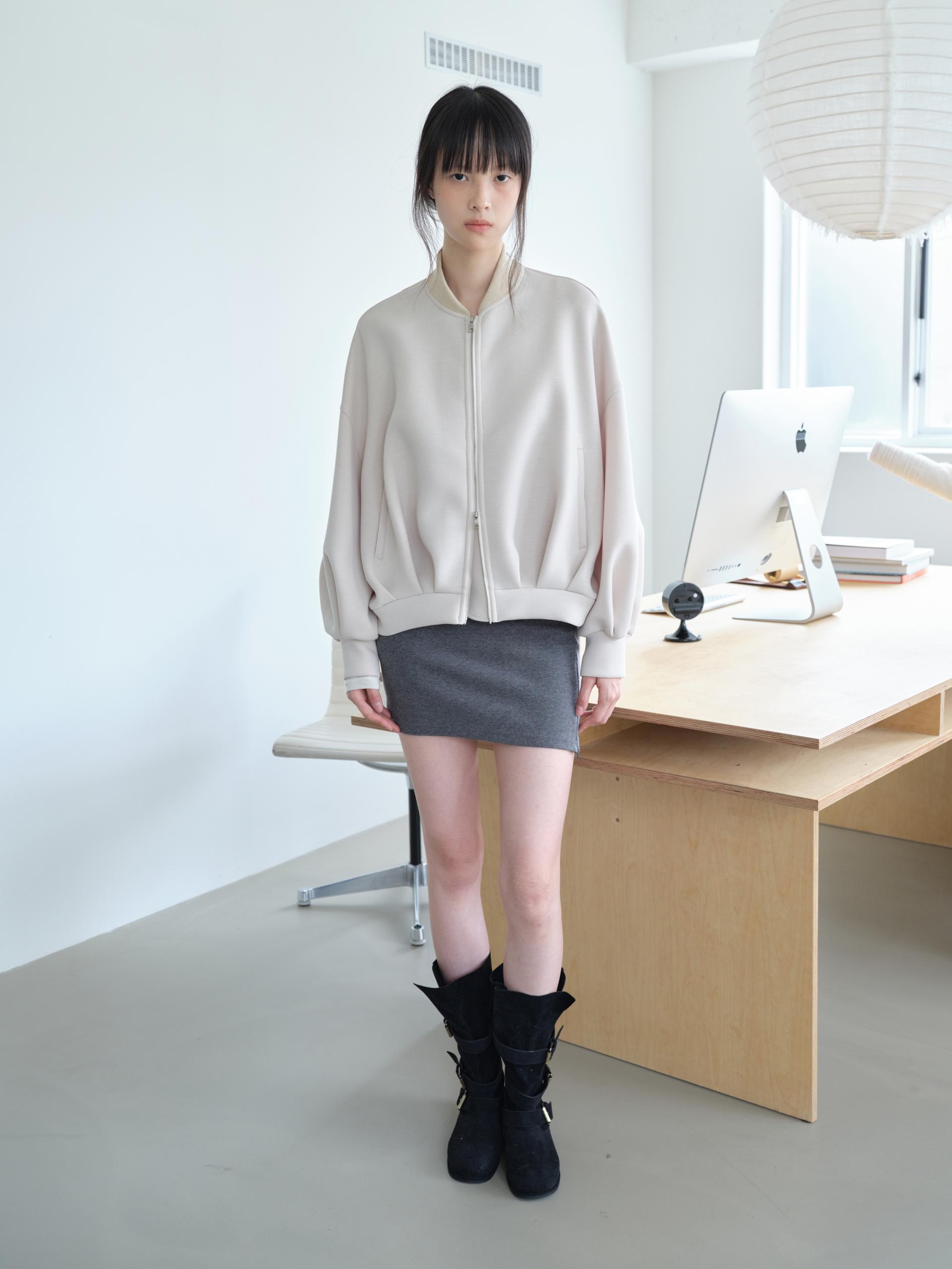 NEOPRENE PINTUCK JACKET_BEIGE