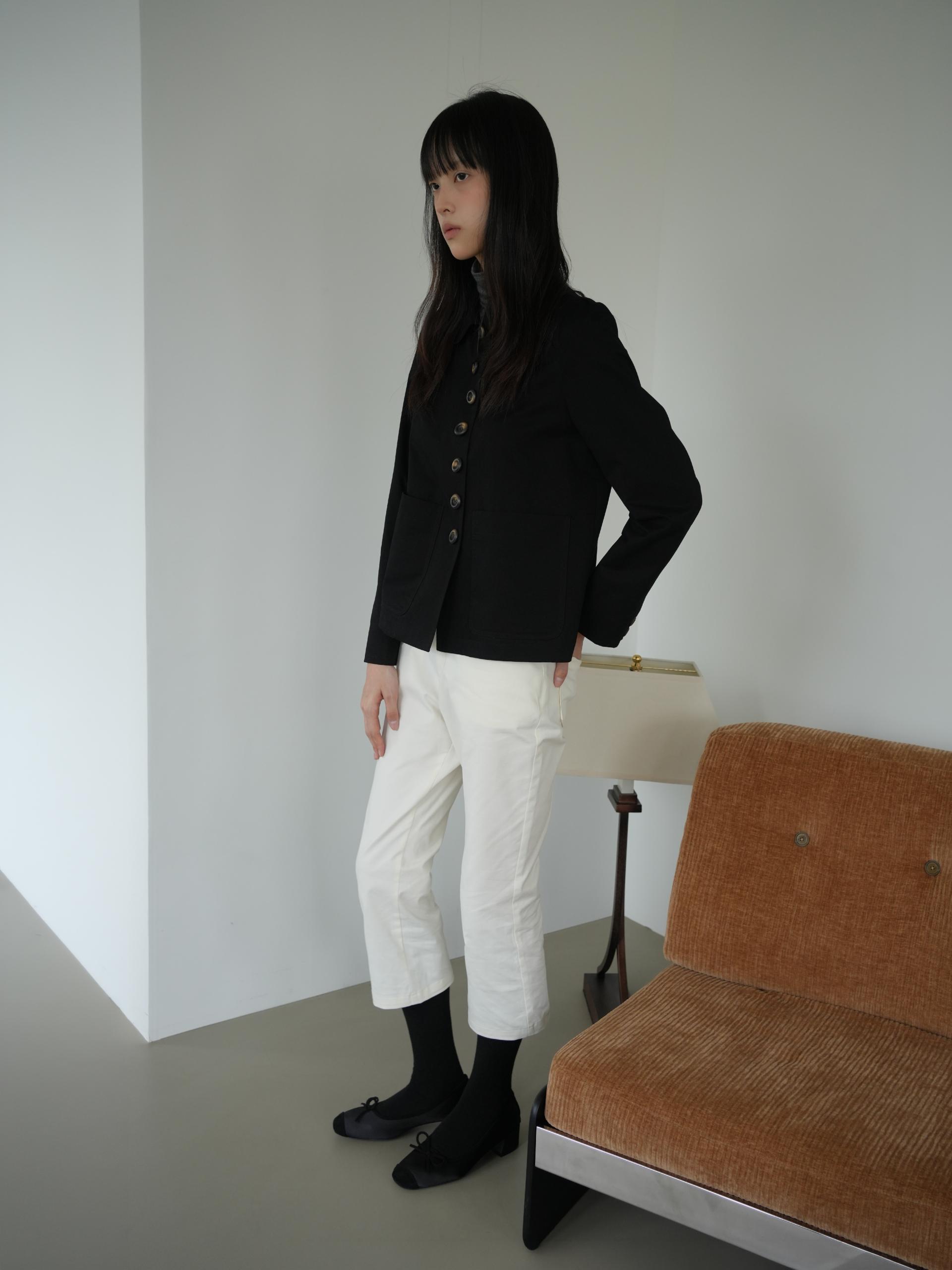 BUTTON DETAIL LOVELY JACKET_BLACK